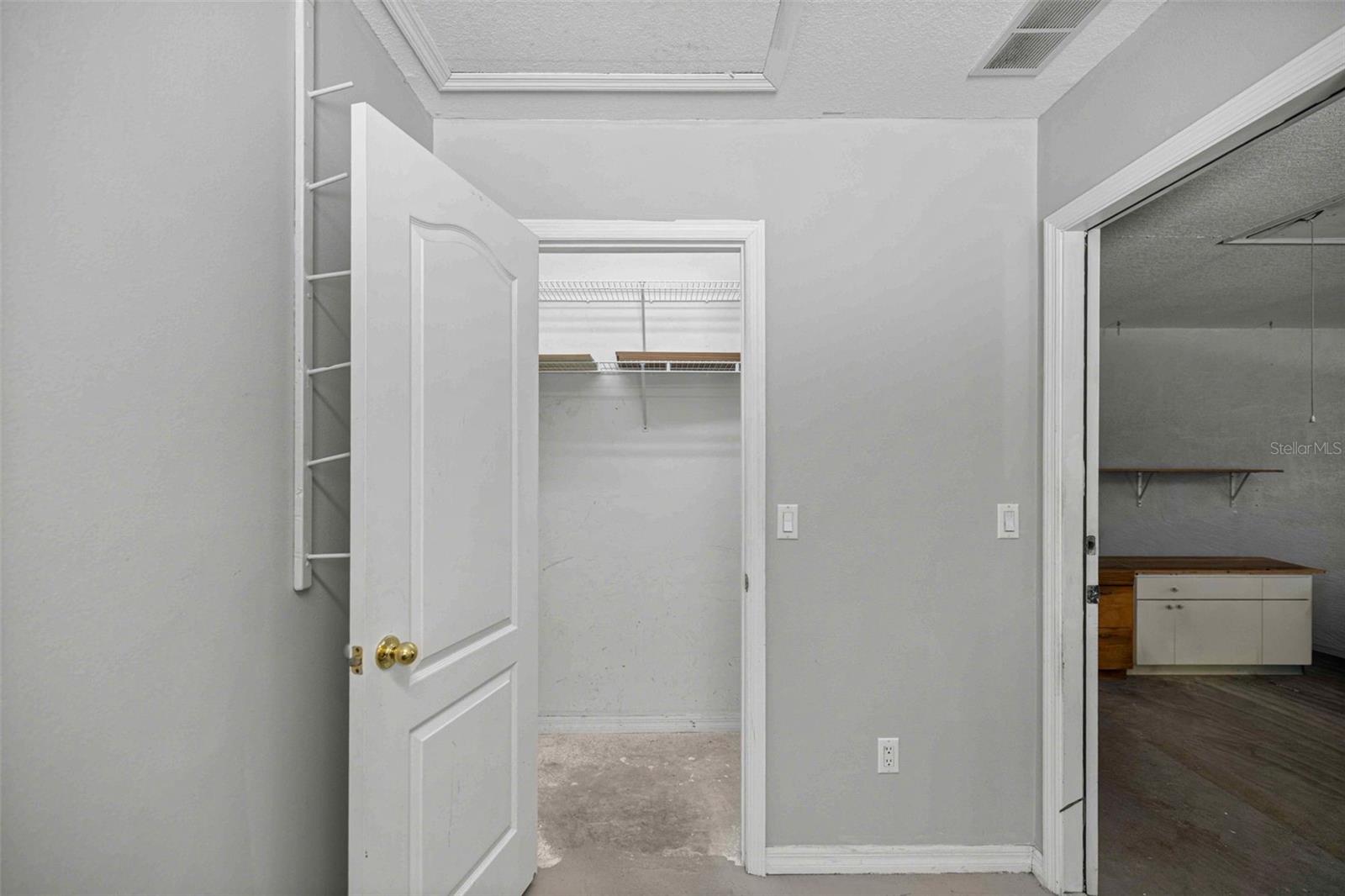 PINE RIDGE UNIT 3 PB 8 PG 51 LOT 12 BLK 38 - Residential