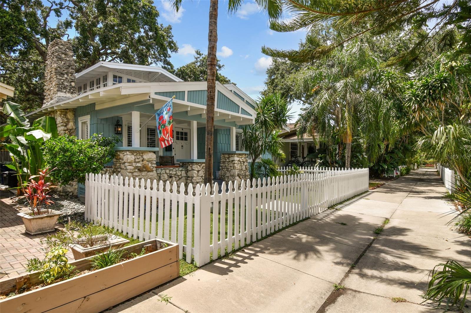 BUNGALOW TERRACE - Residential