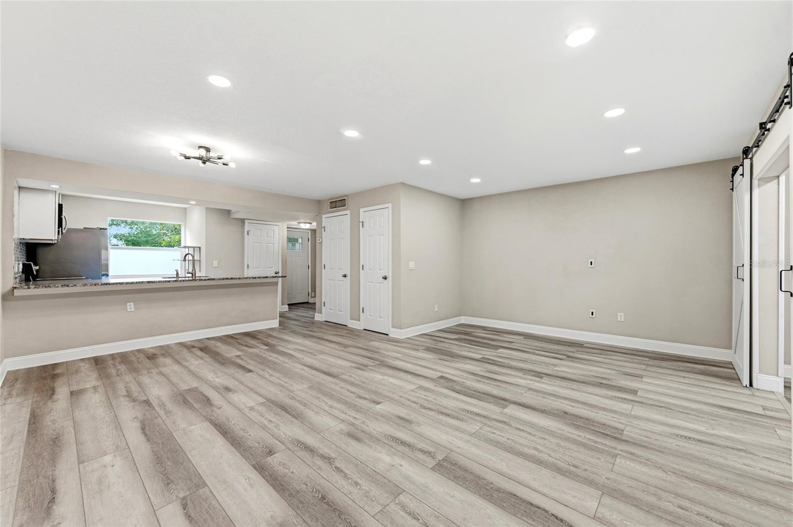 BON AIR WEST - Residential