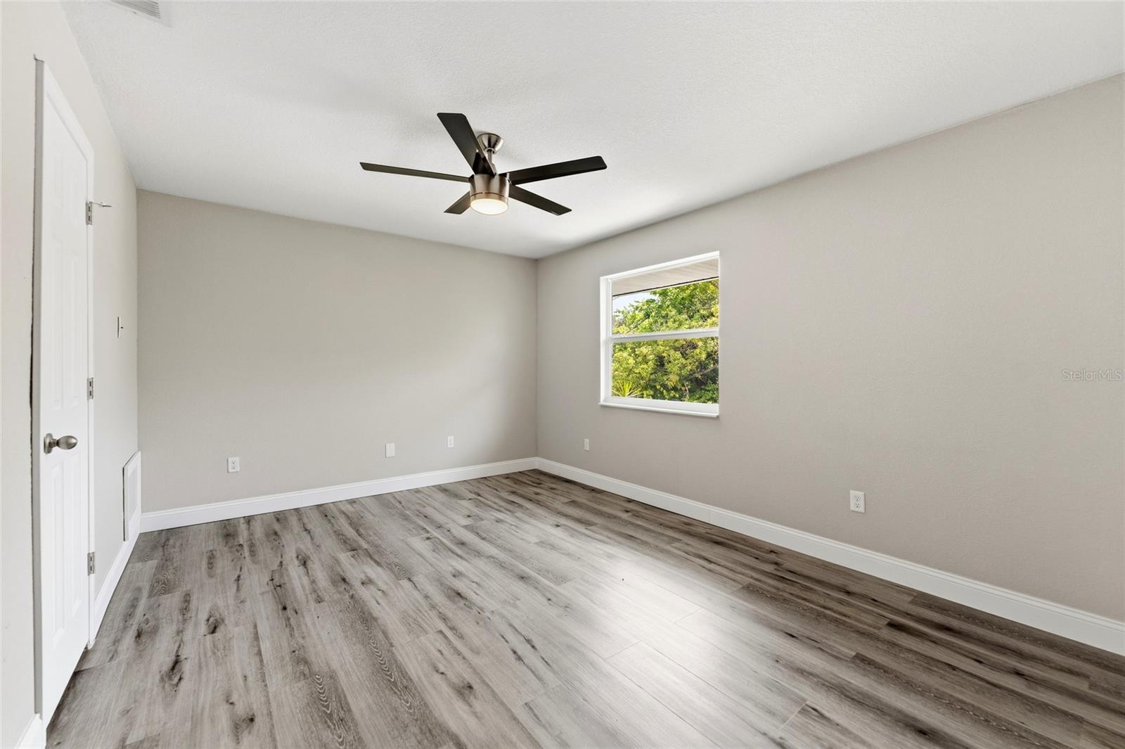 BON AIR WEST - Residential
