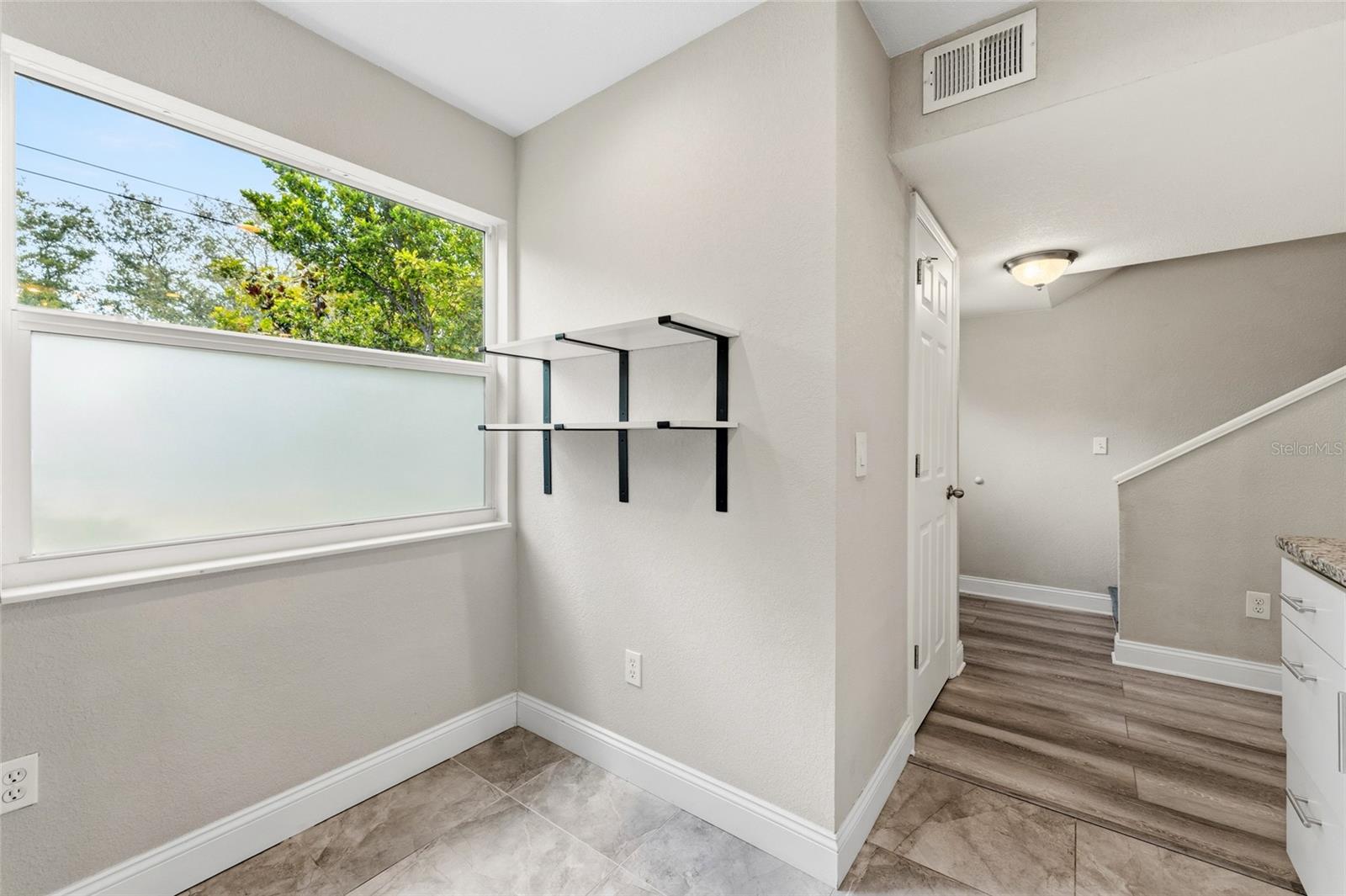 BON AIR WEST - Residential