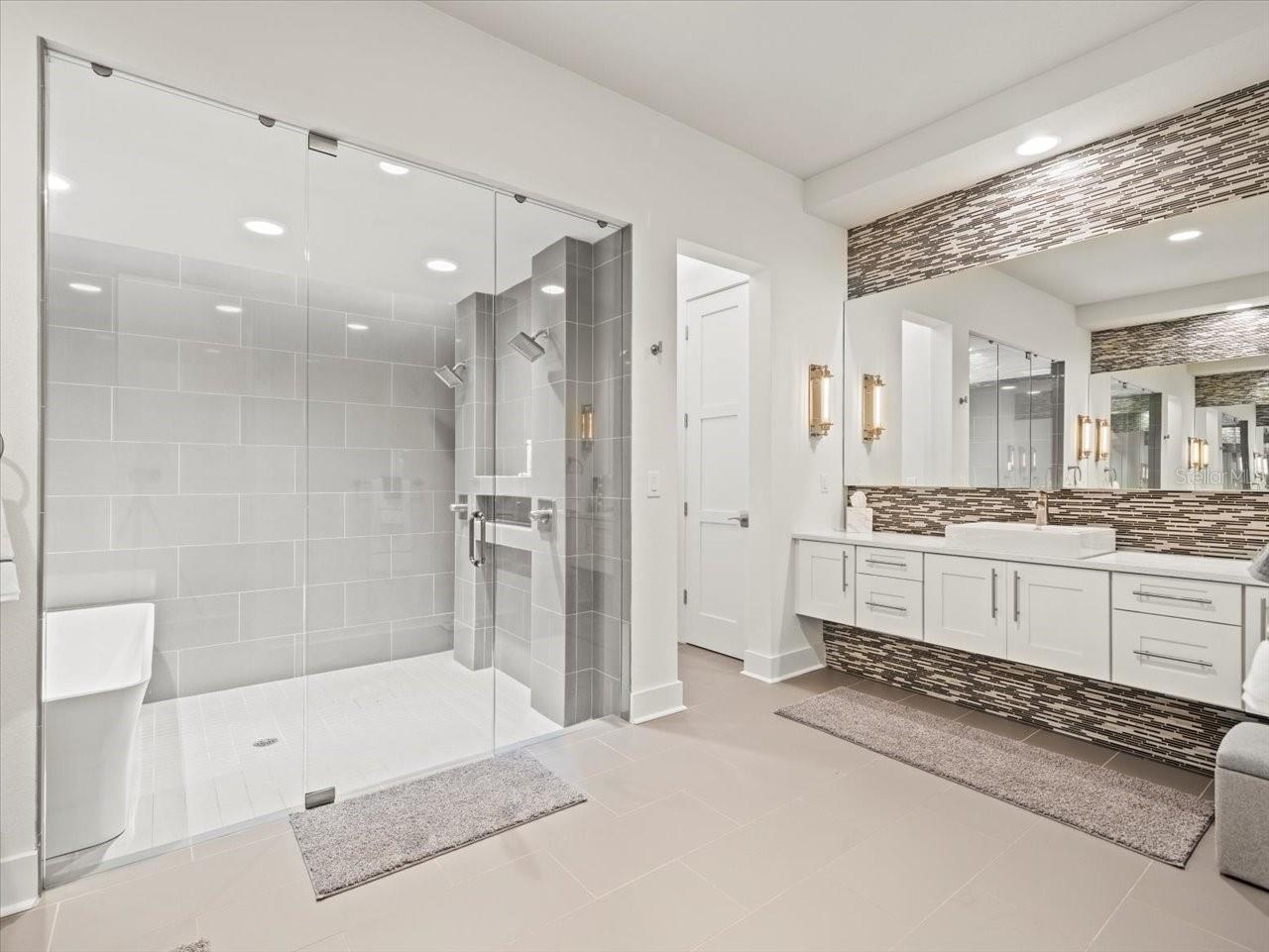 PINE COVE ESTATES - Residential