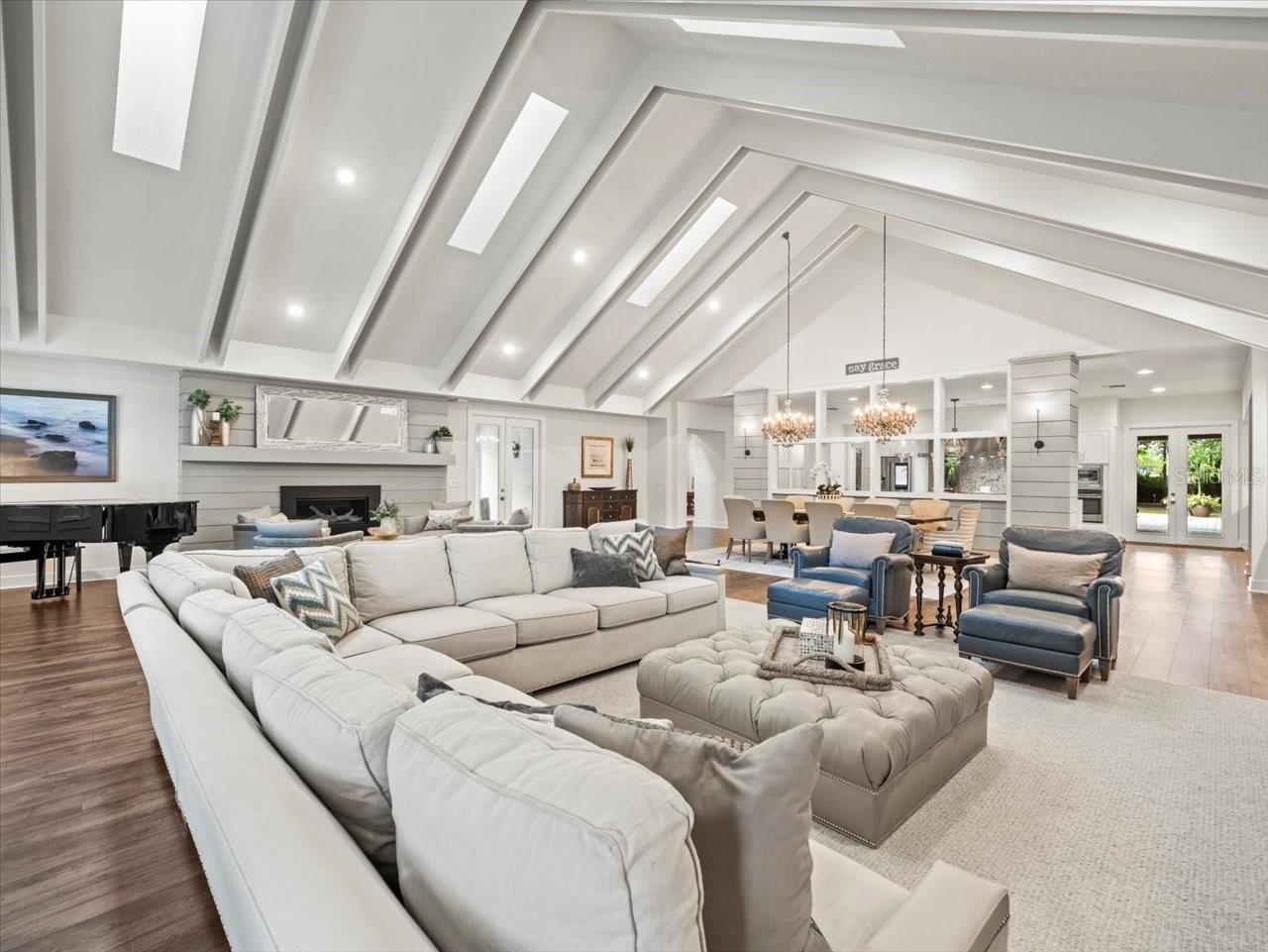 PINE COVE ESTATES - Residential