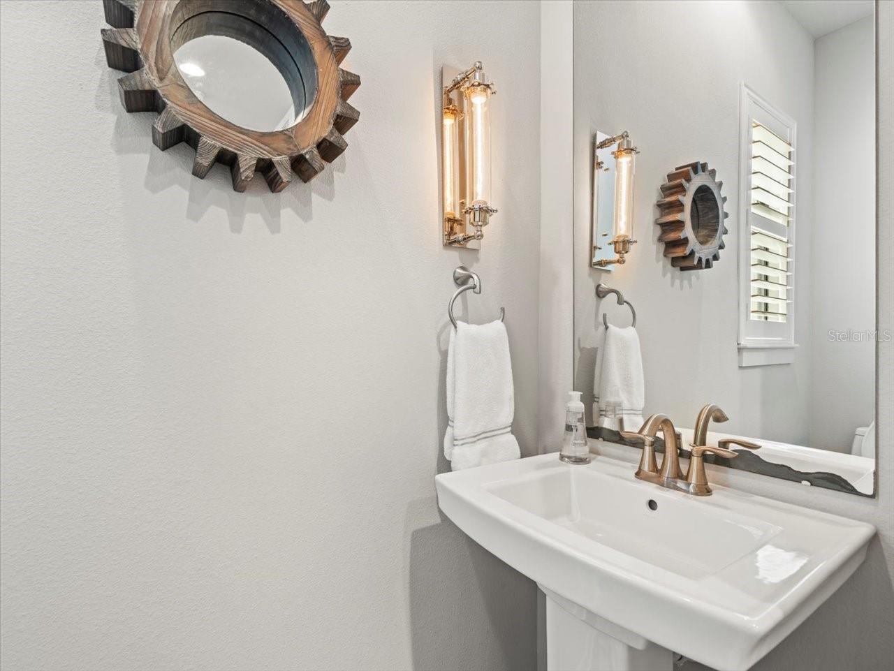 PINE COVE ESTATES - Residential