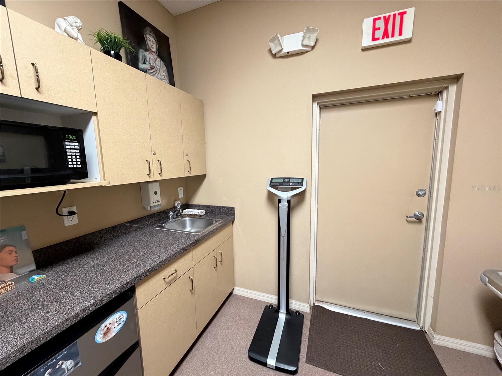 UNPLATTED - Commercial Lease