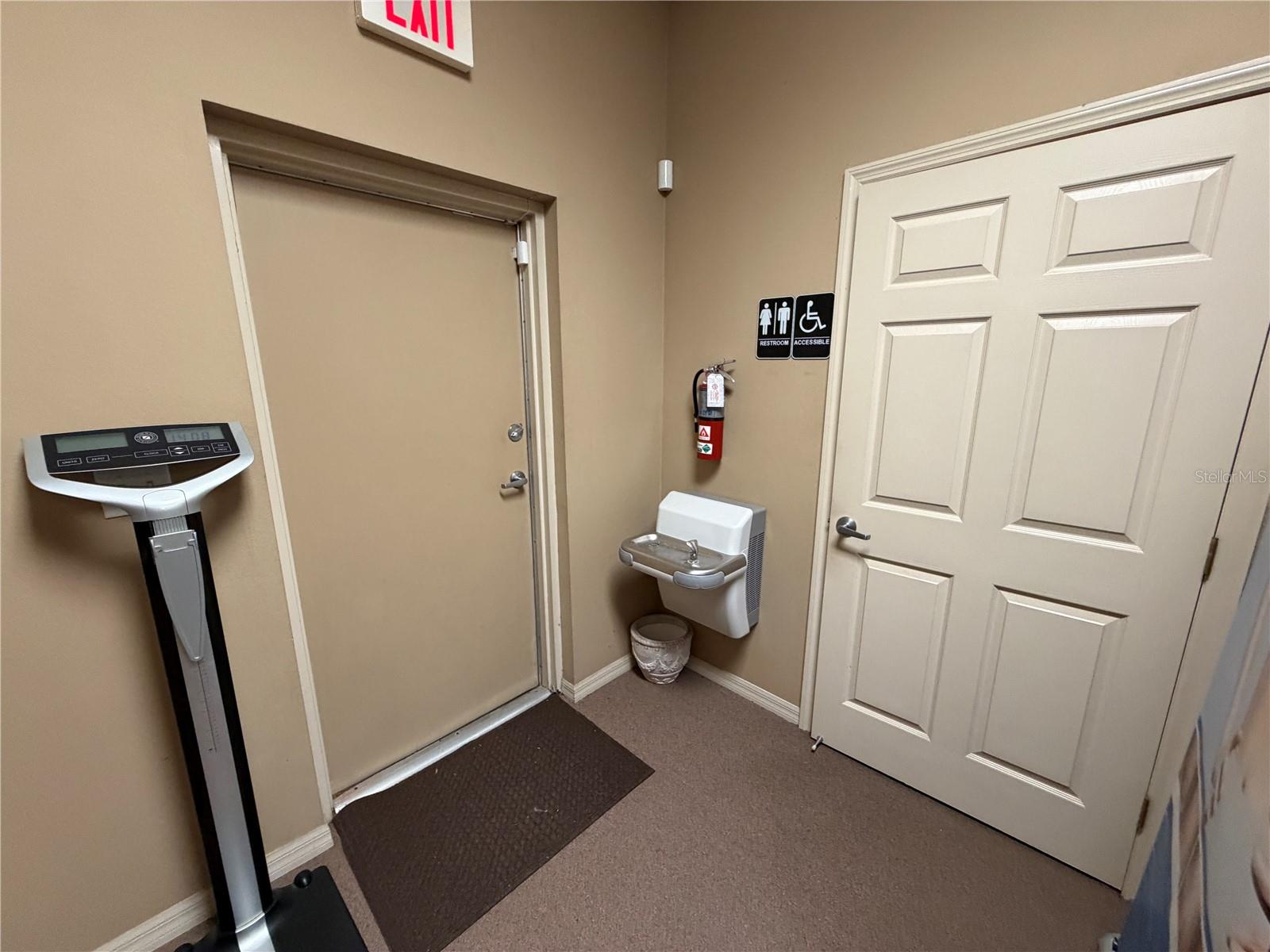 UNPLATTED - Commercial Lease