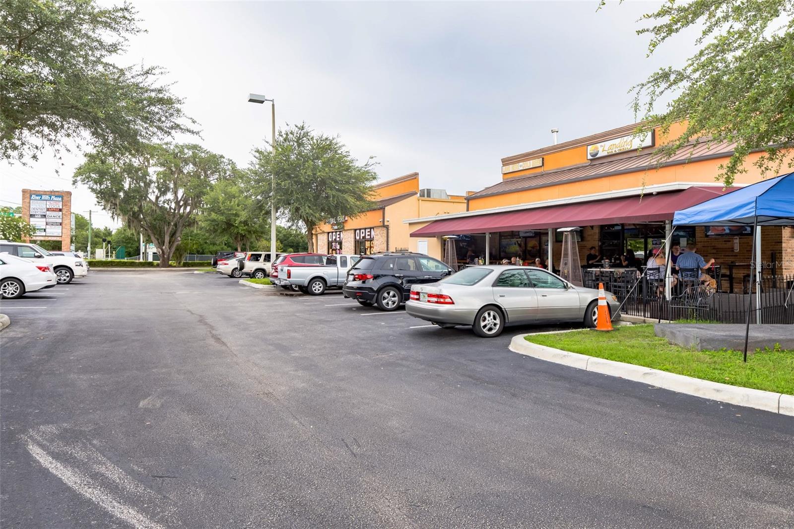 UNPLATTED - Commercial Lease
