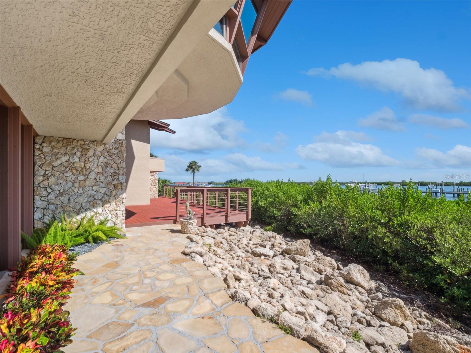 DONLON COVE - Residential