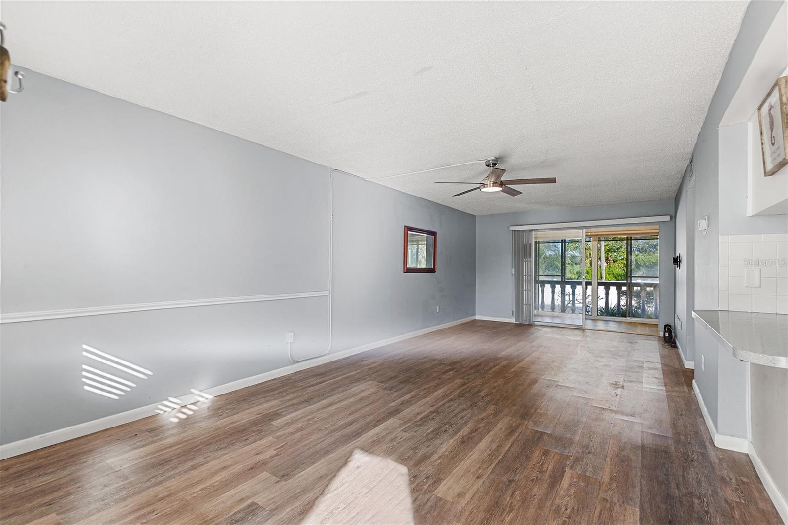 GREEN DOLPHIN PARK CONDO - Residential