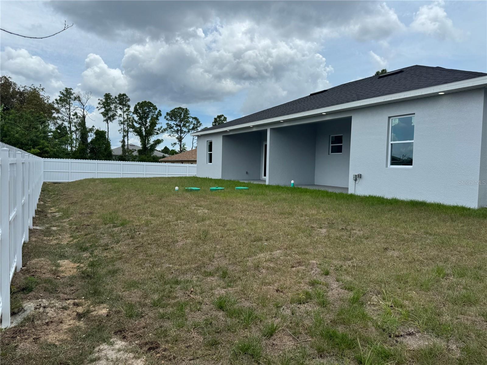 LEHIGH ESTATES - Residential Income