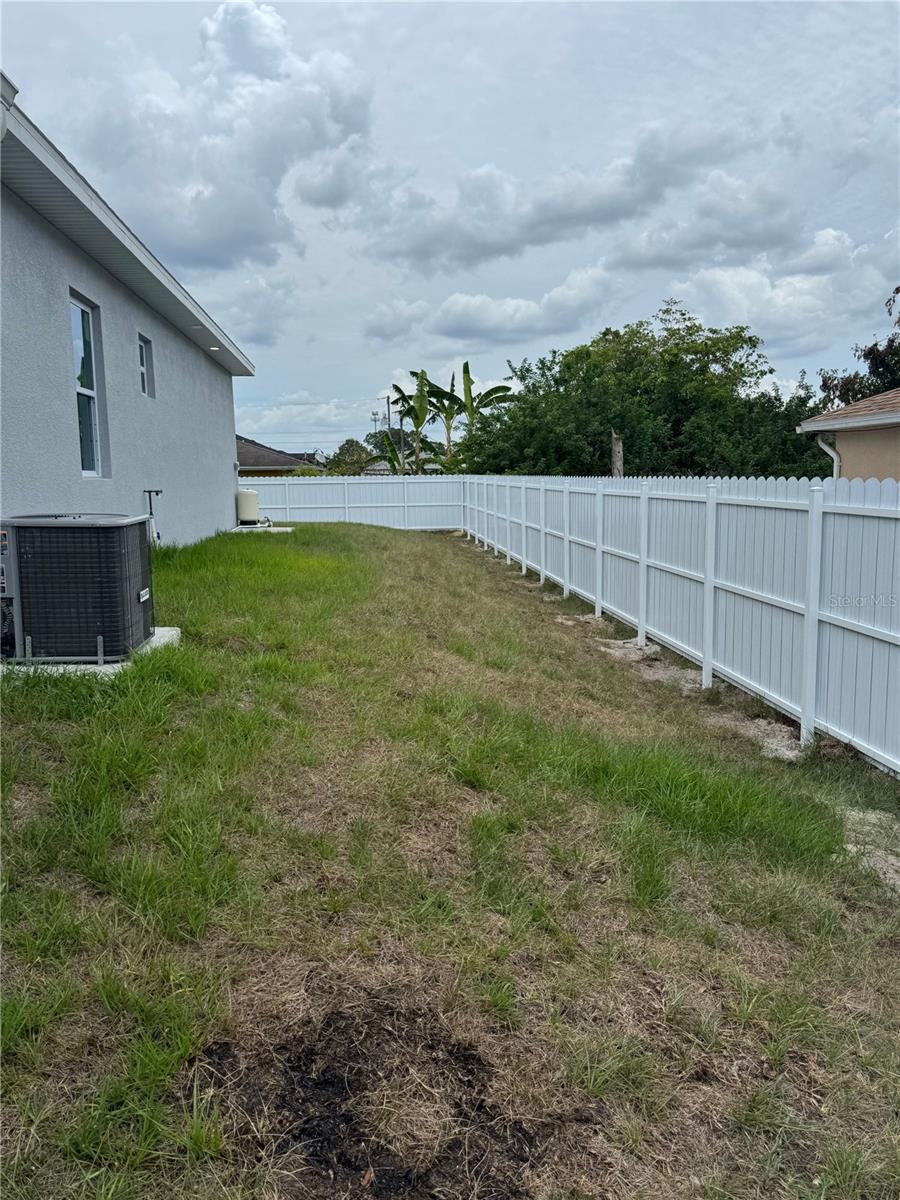 LEHIGH ESTATES - Residential Income