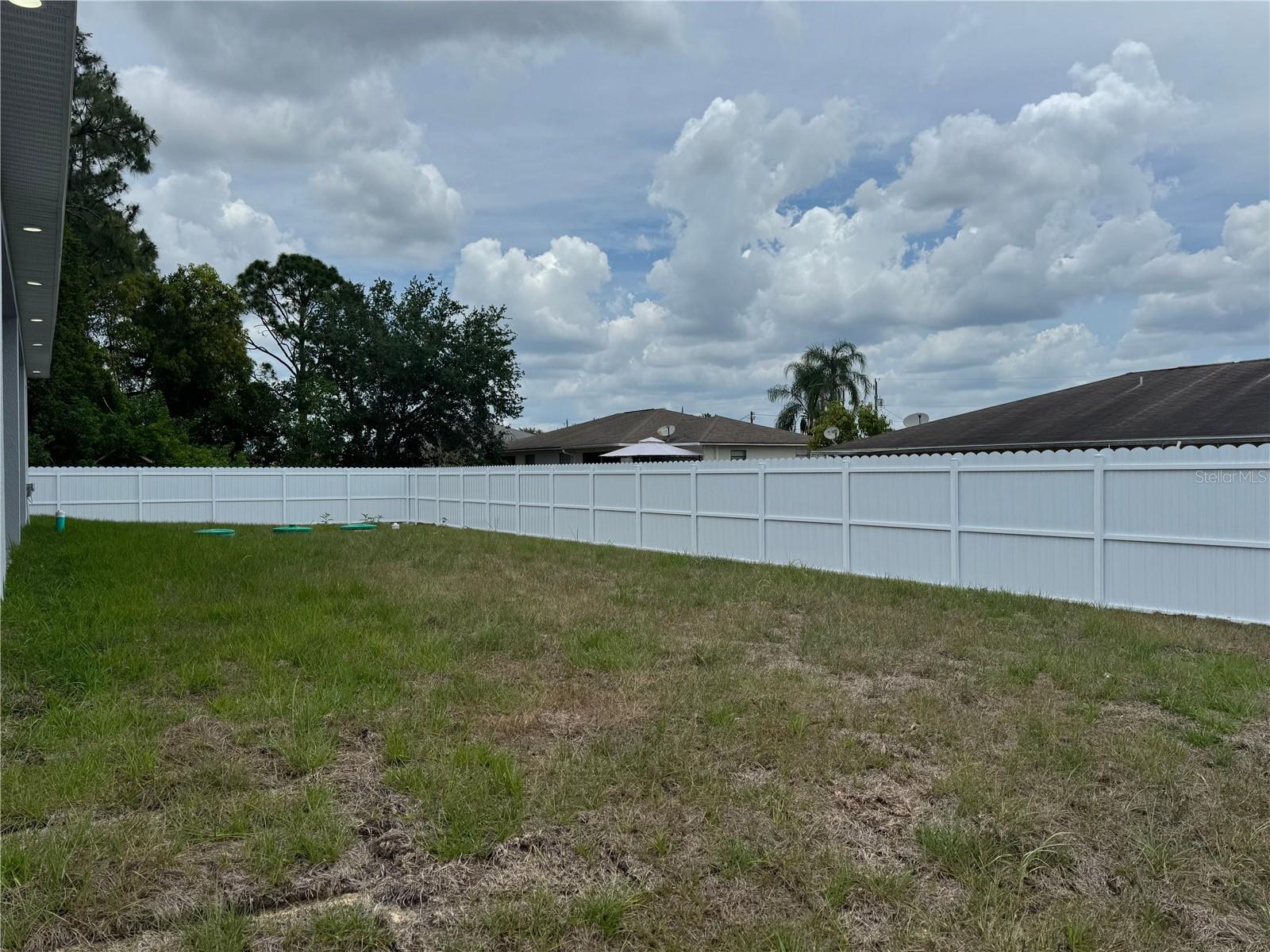 LEHIGH ESTATES - Residential Income