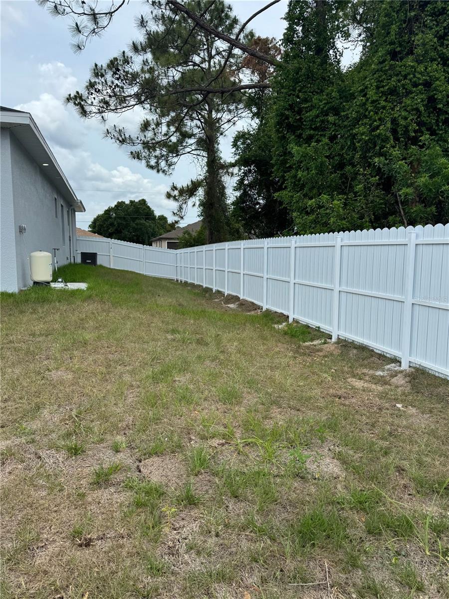 LEHIGH ESTATES - Residential Income