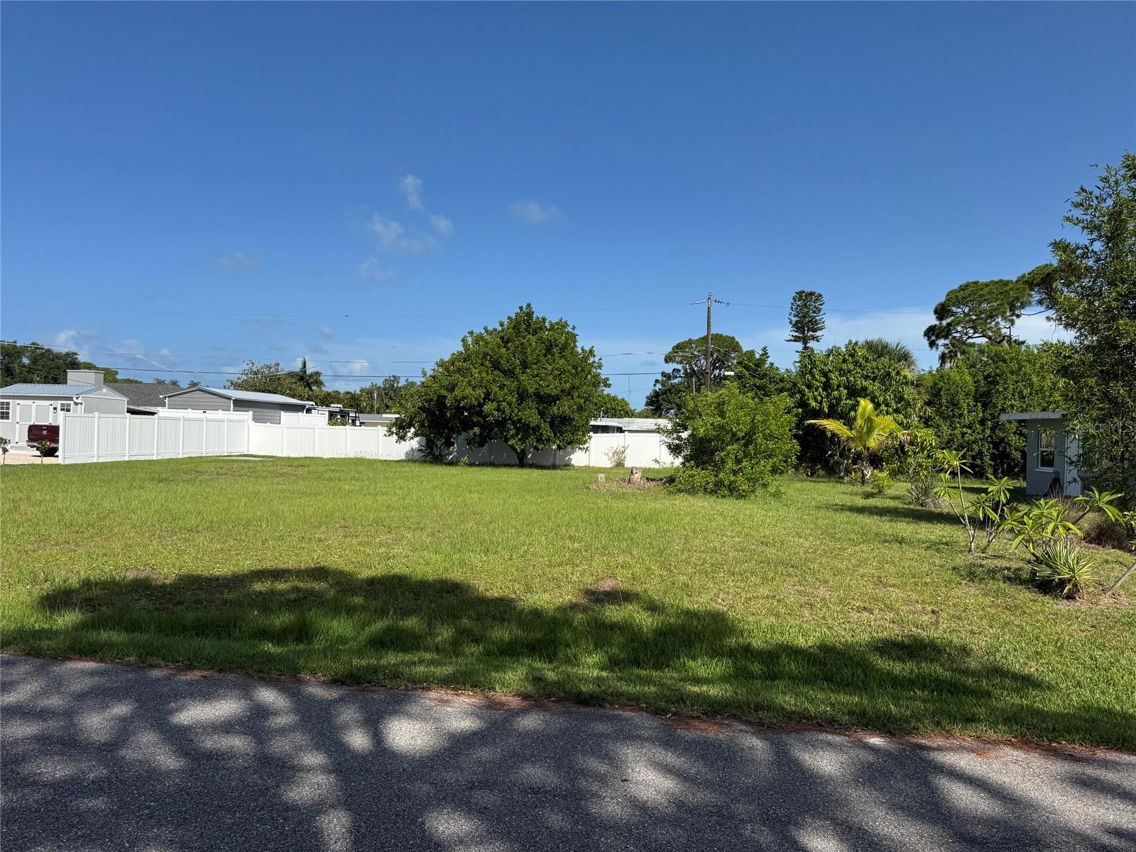 Build the Florida home you've always imagined on this 10,000-square-foot homesite located on desirable Cumberland Road in South Venice. This flat, cleared, and build-ready lot offers the perfect canvas to design your custom dream home, with plenty of space for a private pool, outdoor entertaining area, and lush tropical landscaping.
Ideally situated just minutes from beautiful Gulf beaches, waterfront dining, shopping, golf courses, parks, and everyday conveniences, you'll enjoy everything that makes the Florida Gulf Coast so special. Spend your days boating, fishing, kayaking, shelling, or watching spectacular sunsets before heading to one of the area's many restaurants and charming local shops.
Whether you're looking to build your forever home, a seasonal retreat, or an investment property, this exceptional homesite offers endless possibilities in one of Venice's most desirable locations. Experience the relaxed Florida lifestyle you've been dreaming of, where sunshine, coastal breezes, and year-round outdoor living become part of everyday life.