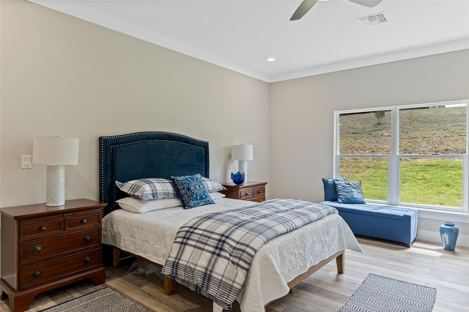 TWIN LAKES ESTATES - Residential