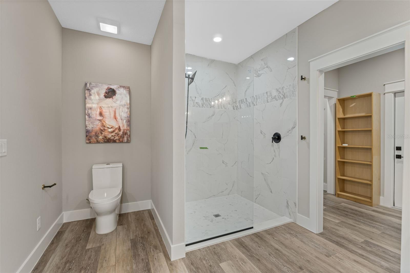 TWIN LAKES ESTATES - Residential