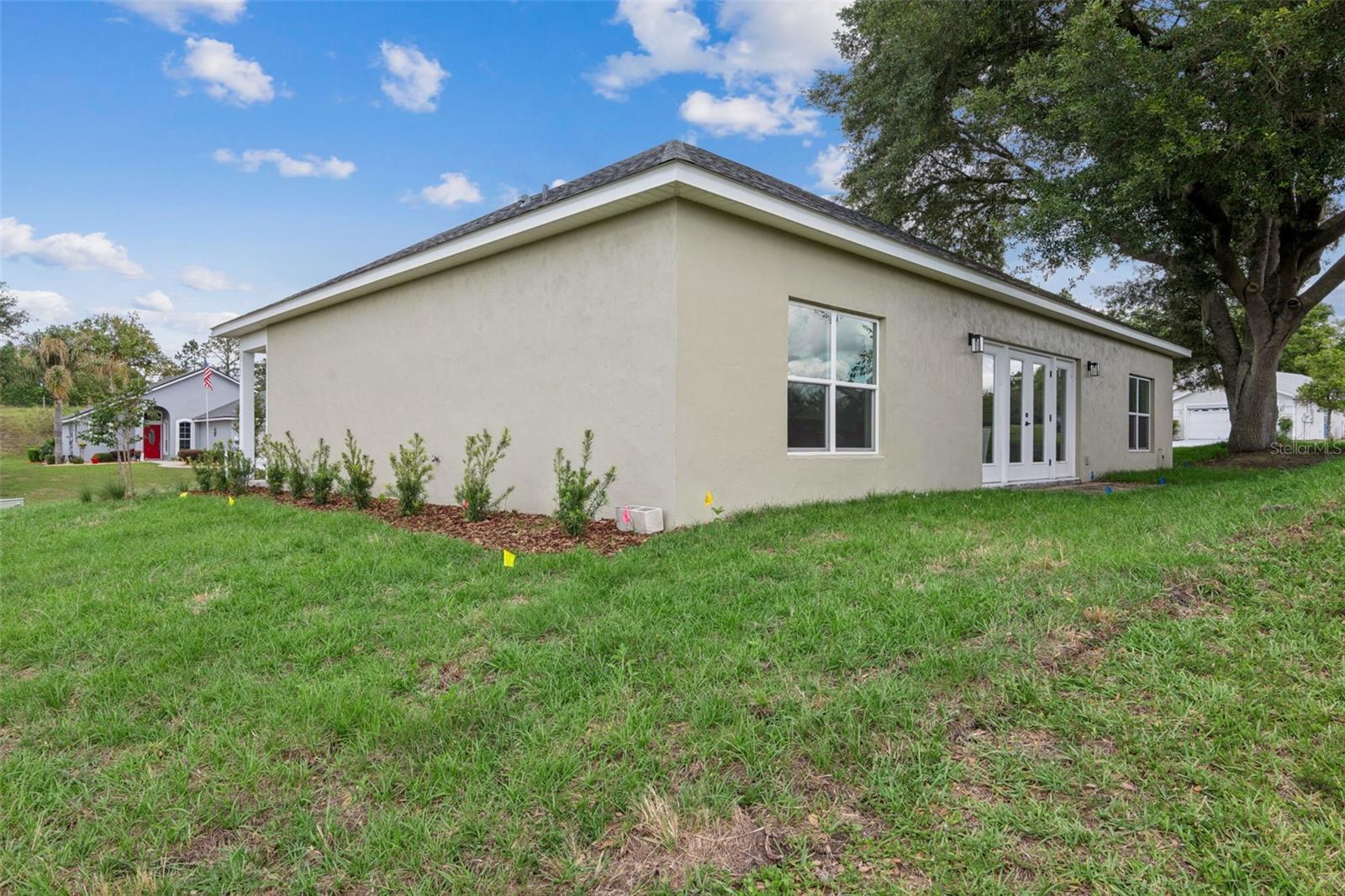 TWIN LAKES ESTATES - Residential
