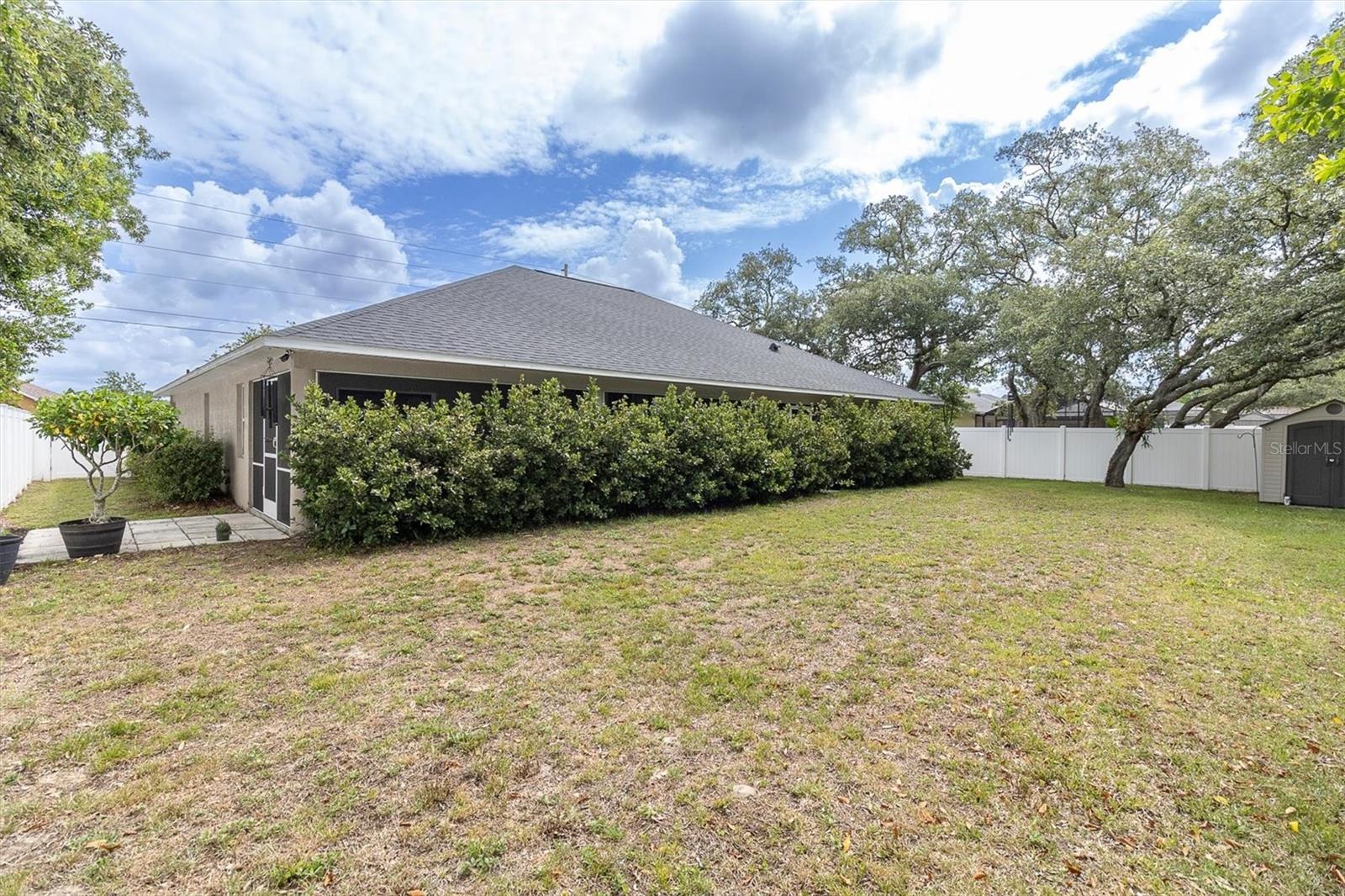 SPRING HILL - Residential
