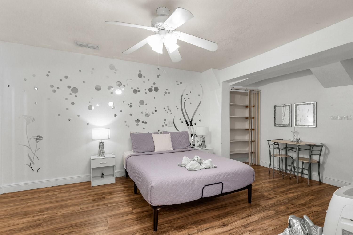 HARBOR EAST - Residential