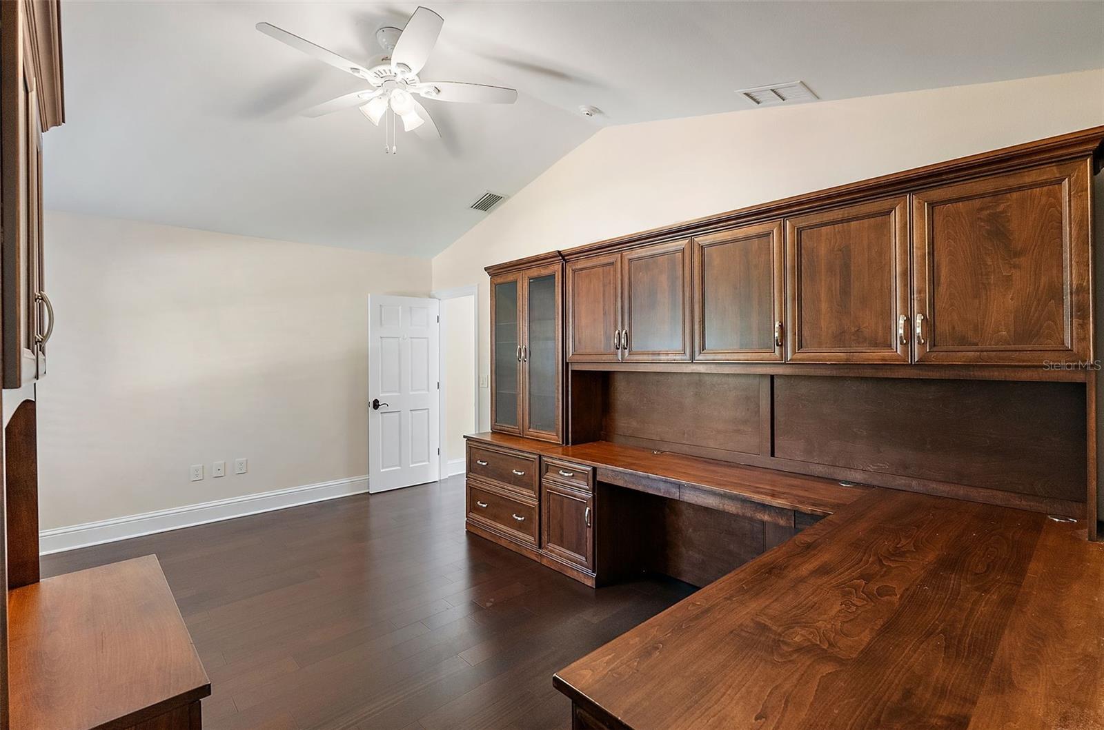 RIVERVIEW LANDINGS - Residential