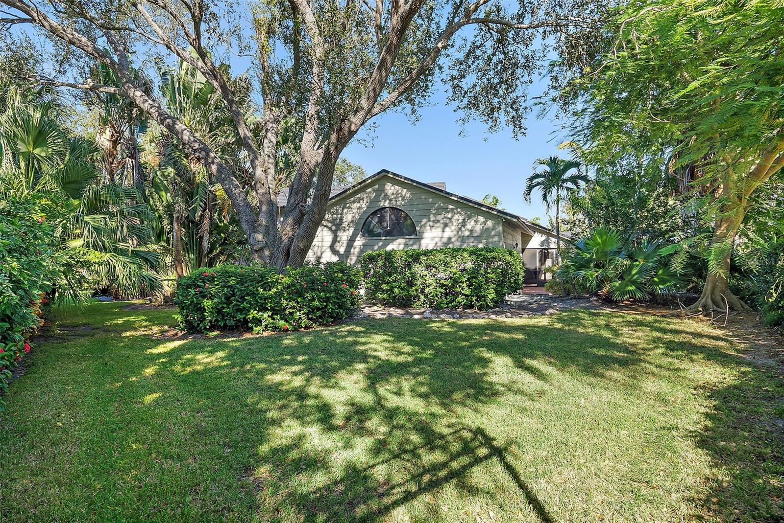 RIVERVIEW LANDINGS - Residential