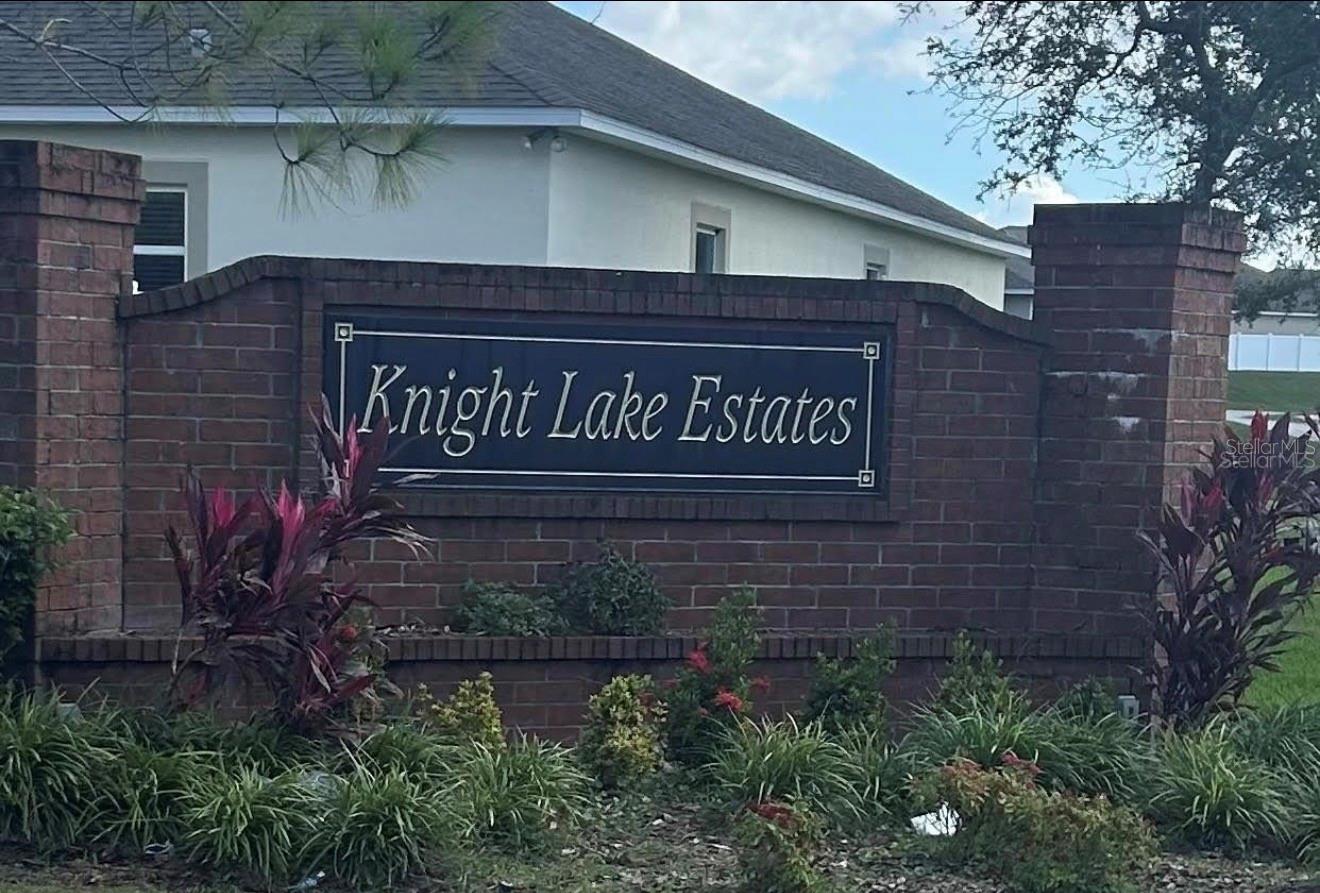 KNIGHT LAKE ESTATES - Residential