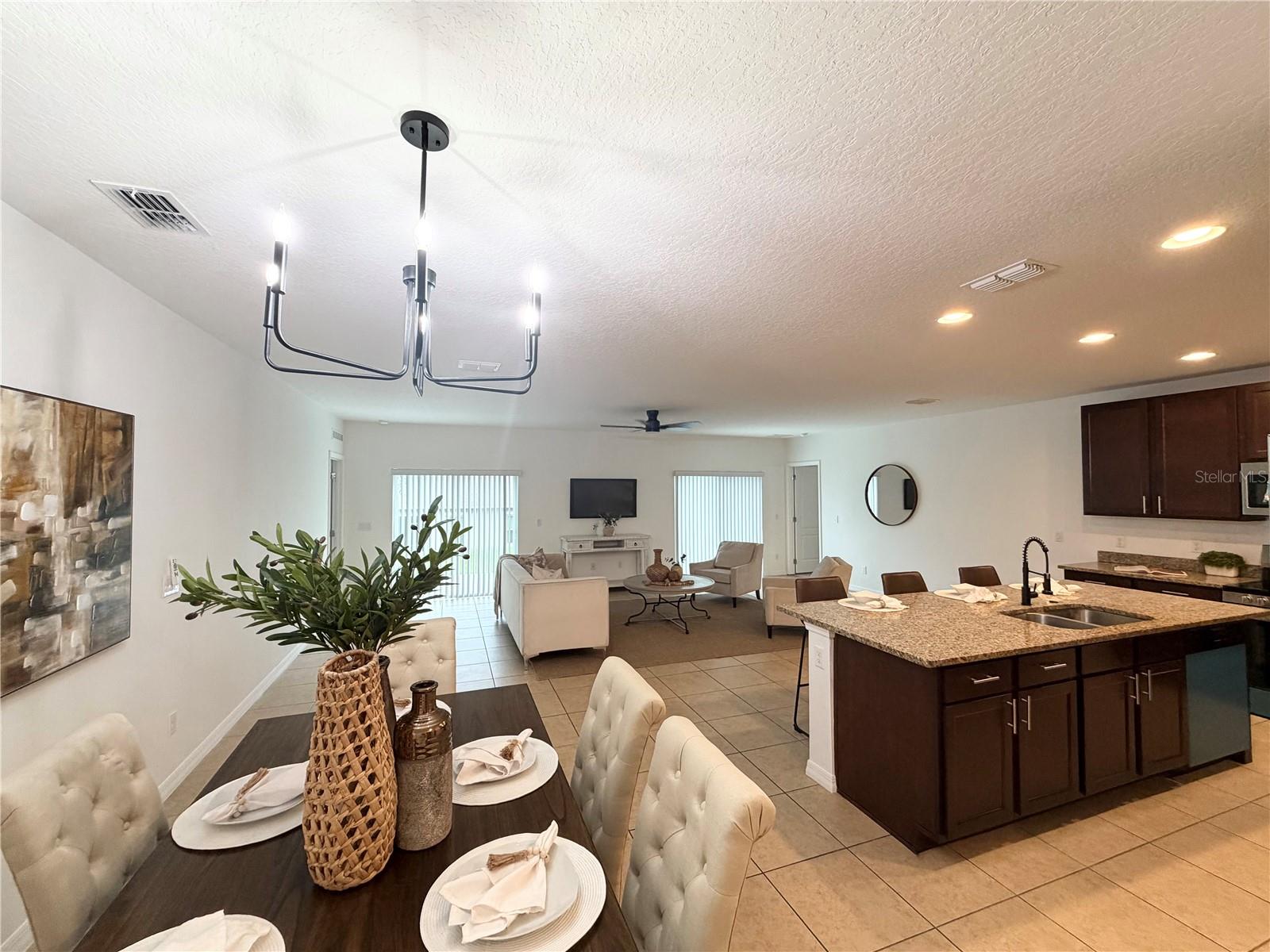 KNIGHT LAKE ESTATES - Residential