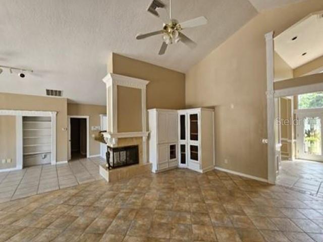 BUTLER BAY - Residential
