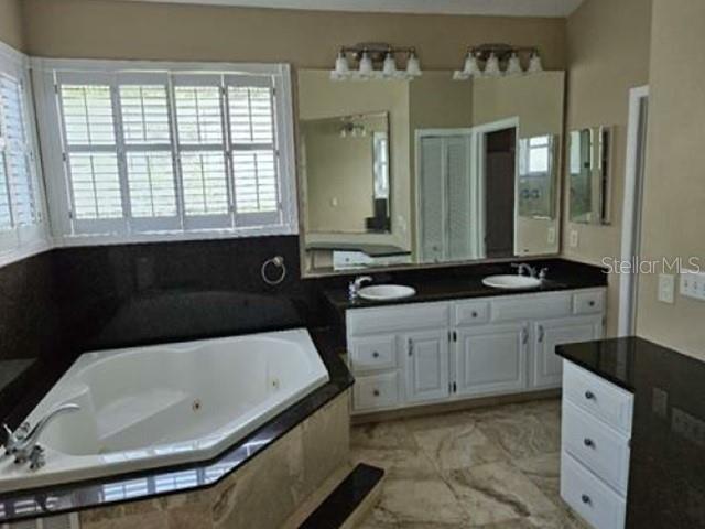 BUTLER BAY - Residential