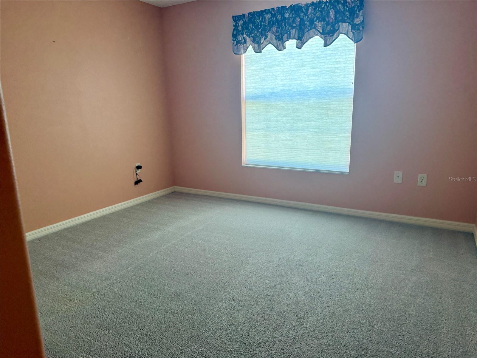 PENNBROOKE PH 02P LT P1 BEING IN 18-19-24 - Residential