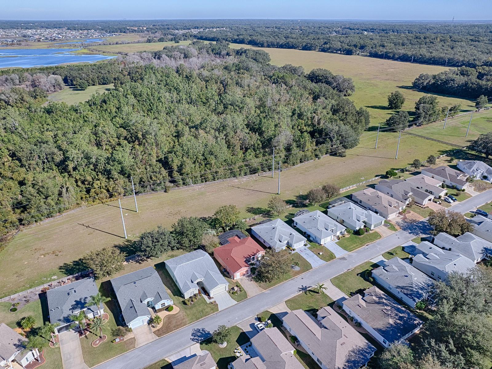 PENNBROOKE PH 02P LT P1 BEING IN 18-19-24 - Residential