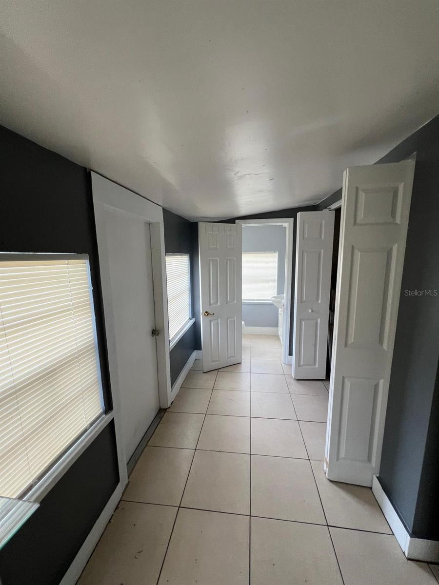 FERN CLIFF - Residential Lease