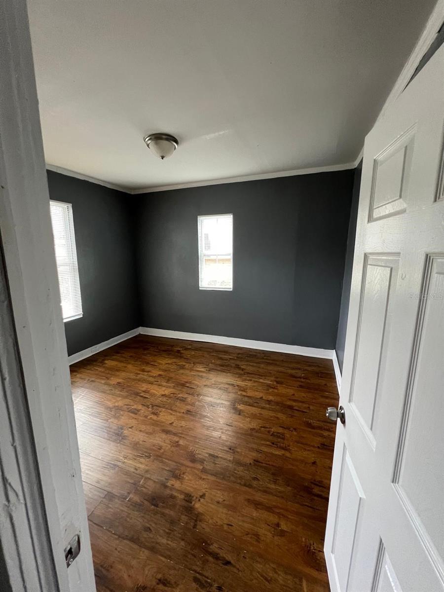 FERN CLIFF - Residential Lease