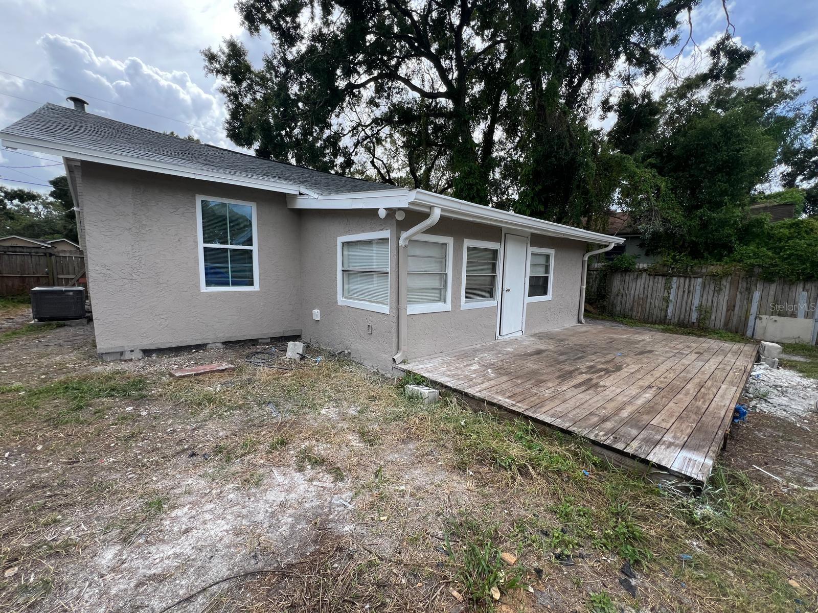 FERN CLIFF - Residential Lease