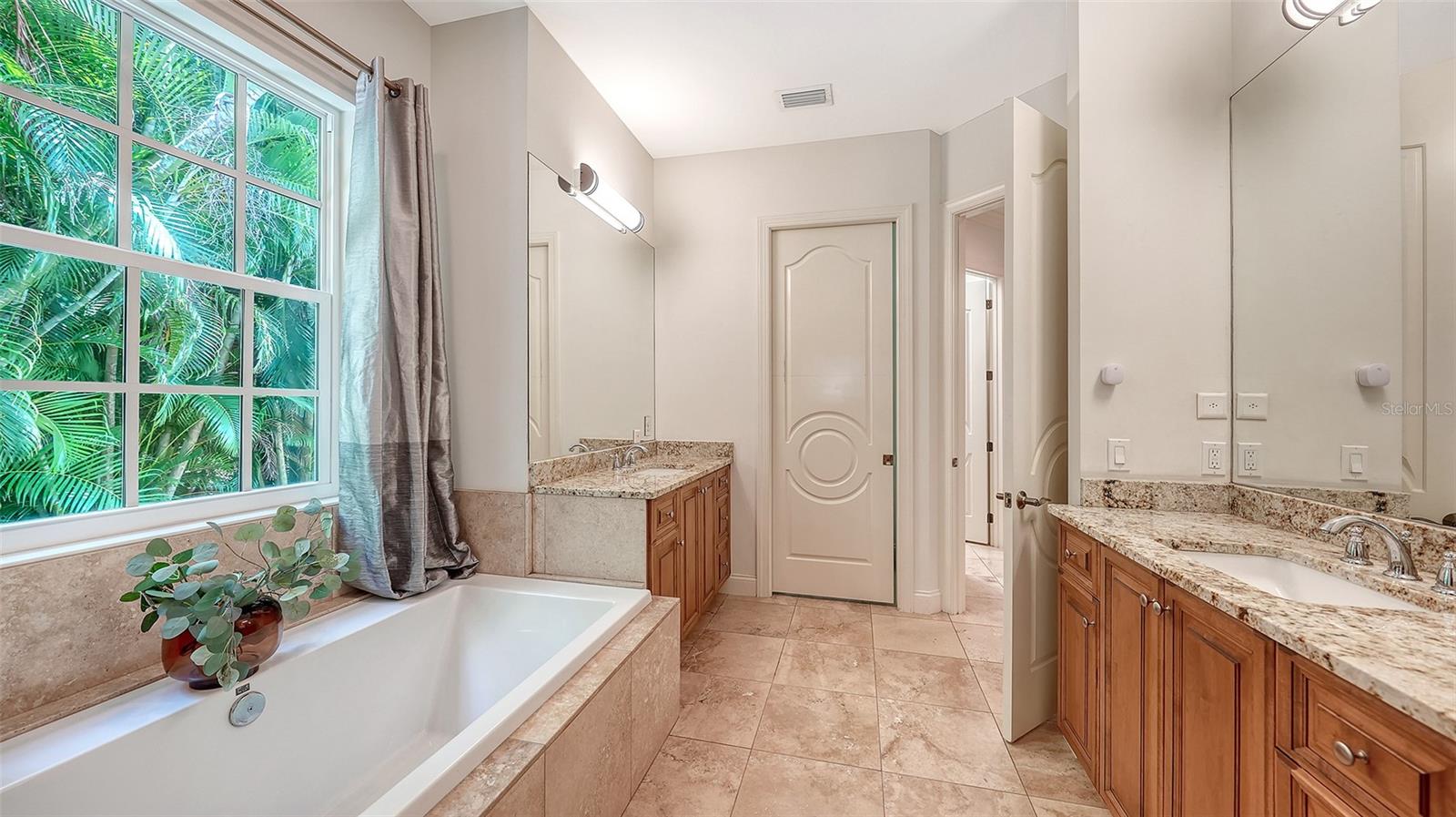 FOXFIRE WEST - Residential