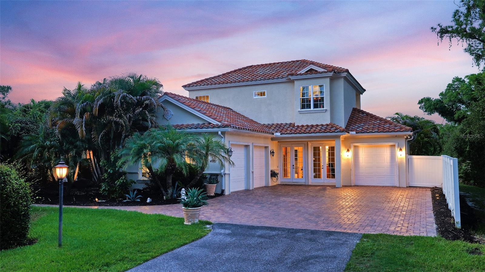 FOXFIRE WEST - Residential