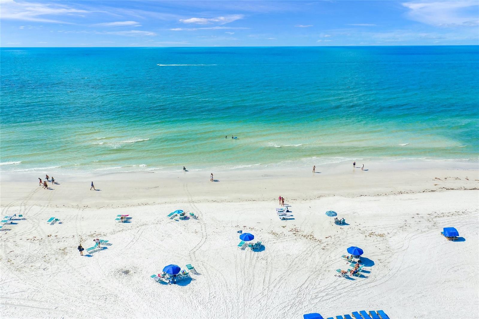 WHITE SANDS VILLAGE - Residential
