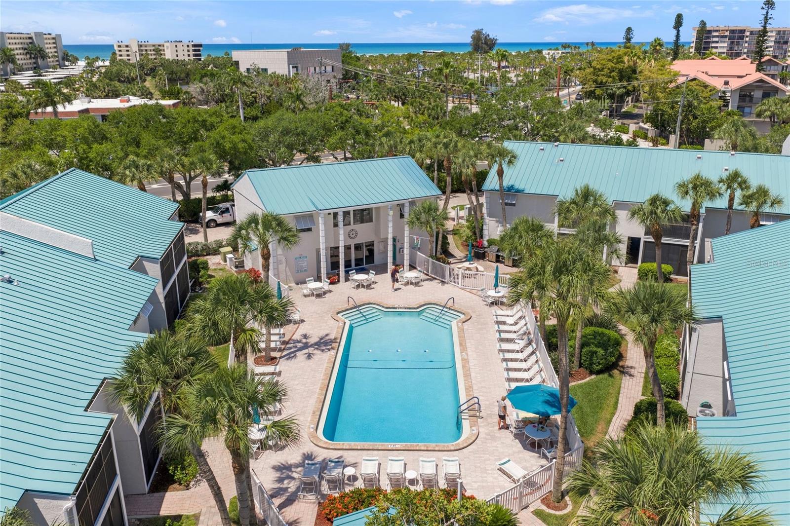 WHITE SANDS VILLAGE - Residential