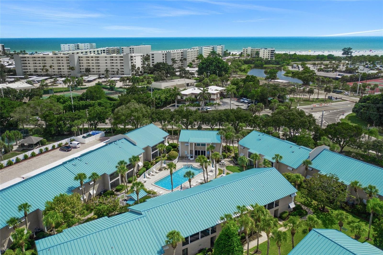 WHITE SANDS VILLAGE - Residential