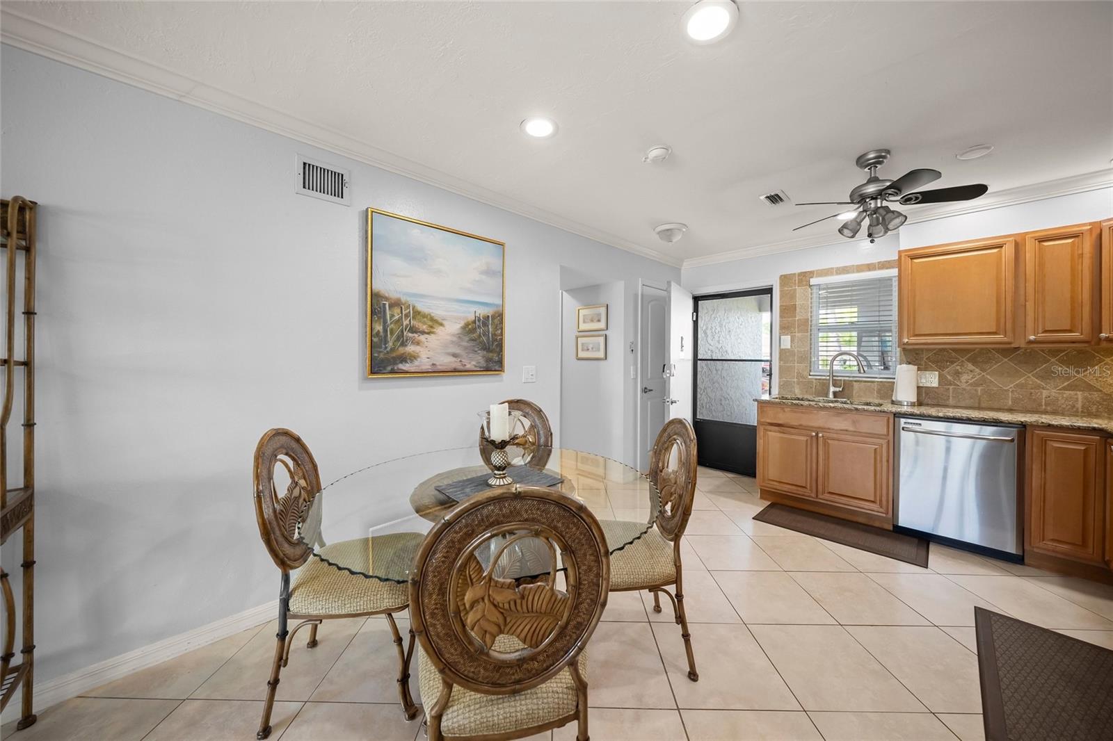WHITE SANDS VILLAGE - Residential