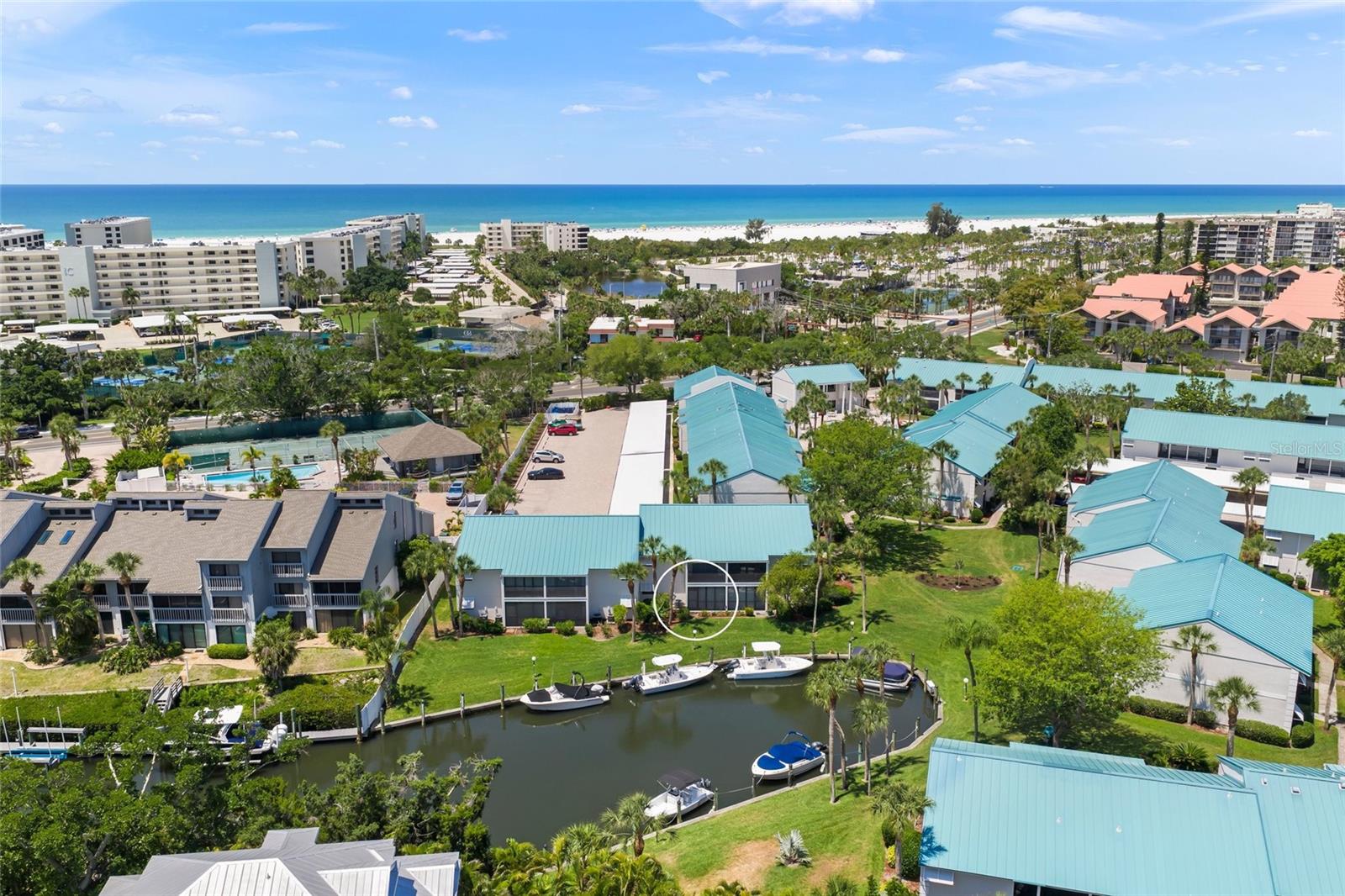 WHITE SANDS VILLAGE - Residential