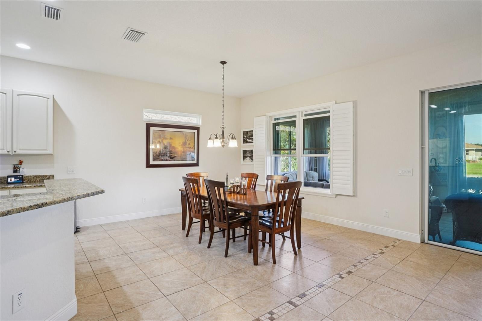 LAKESIDE LANDINGS - Residential