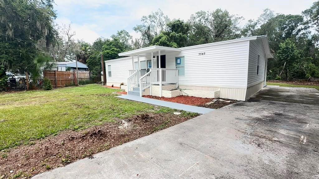 SHADY BROOKE - Residential