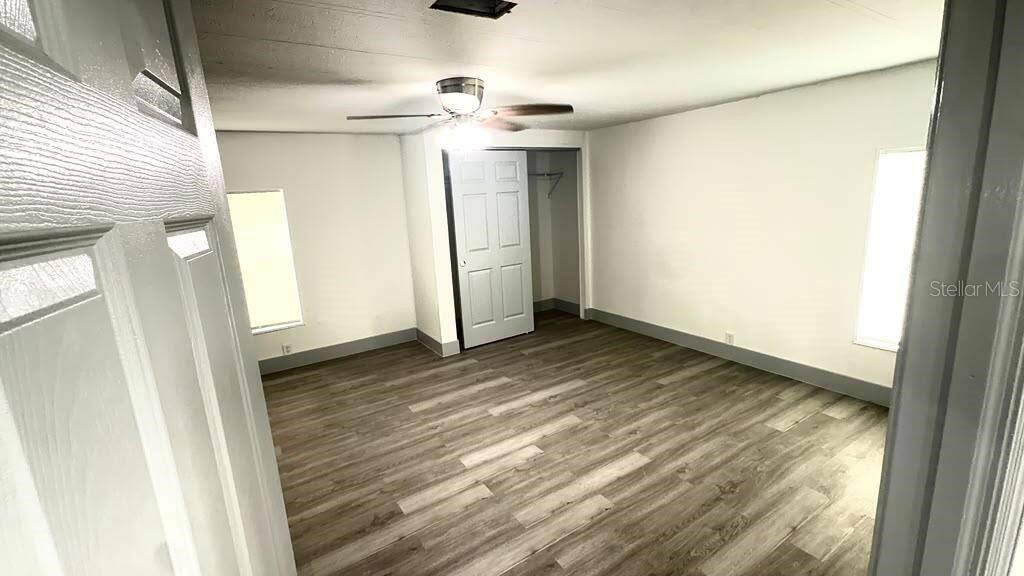 SHADY BROOKE - Residential