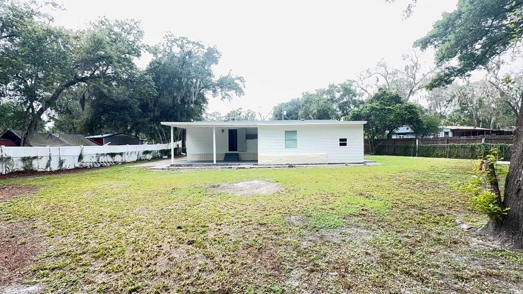 SHADY BROOKE - Residential