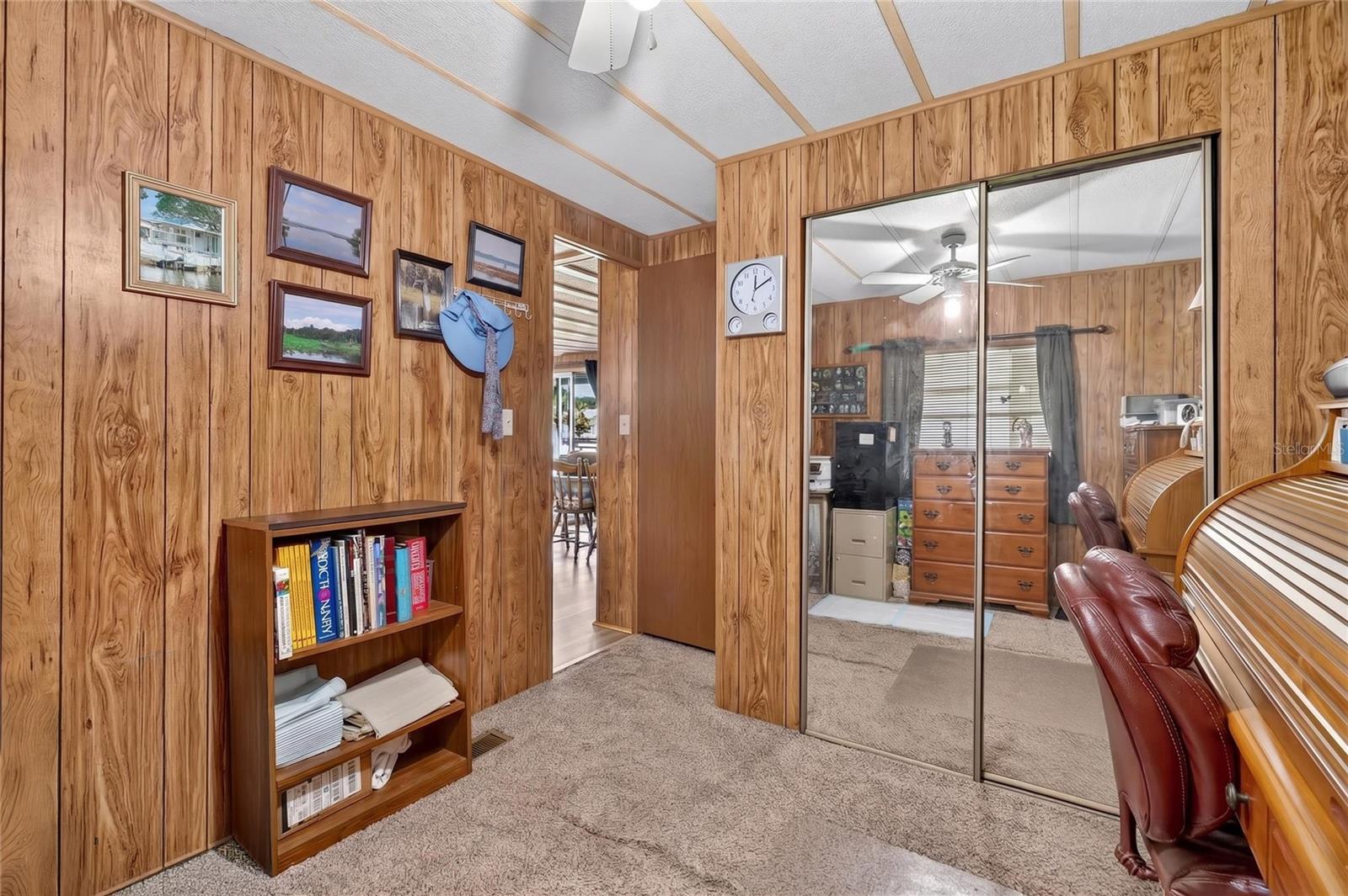 VILLAGE UNIT 03 LAKELAND - Residential
