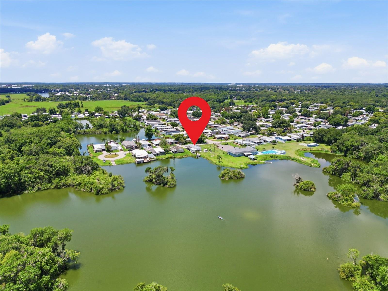 VILLAGE UNIT 03 LAKELAND - Residential