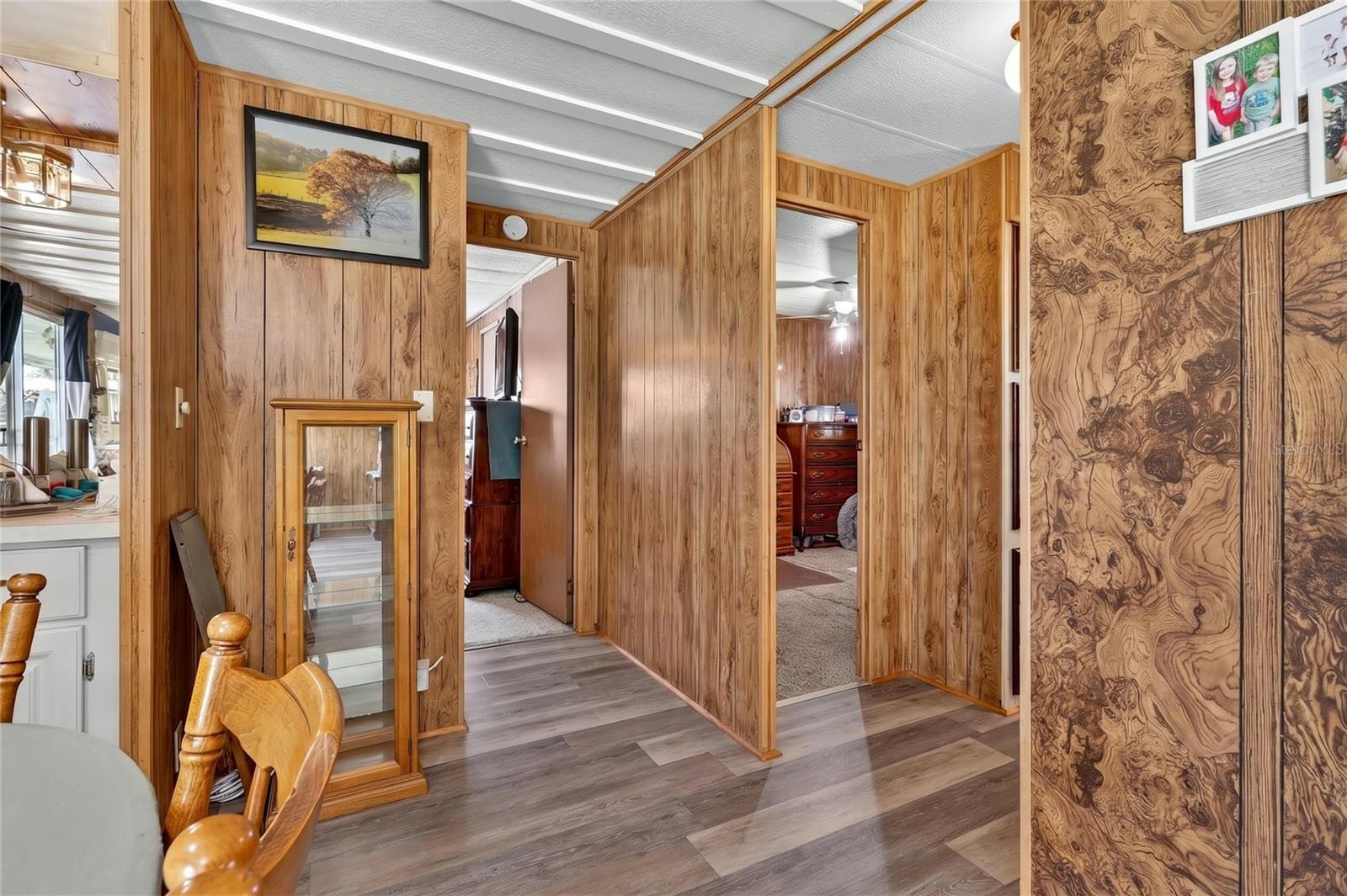 VILLAGE UNIT 03 LAKELAND - Residential