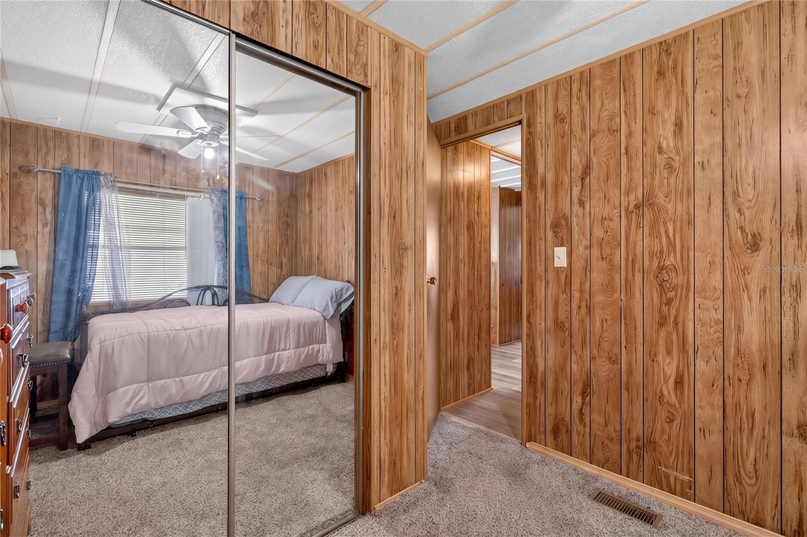 VILLAGE UNIT 03 LAKELAND - Residential