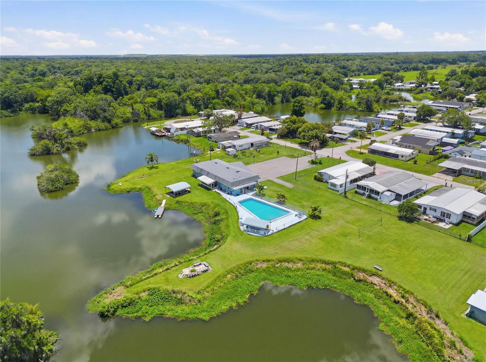 VILLAGE UNIT 03 LAKELAND - Residential